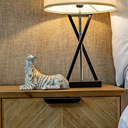 Wildheart Safari - Zesty Zebra Apartment โฮดสปรูท ภายนอก รูปภาพ