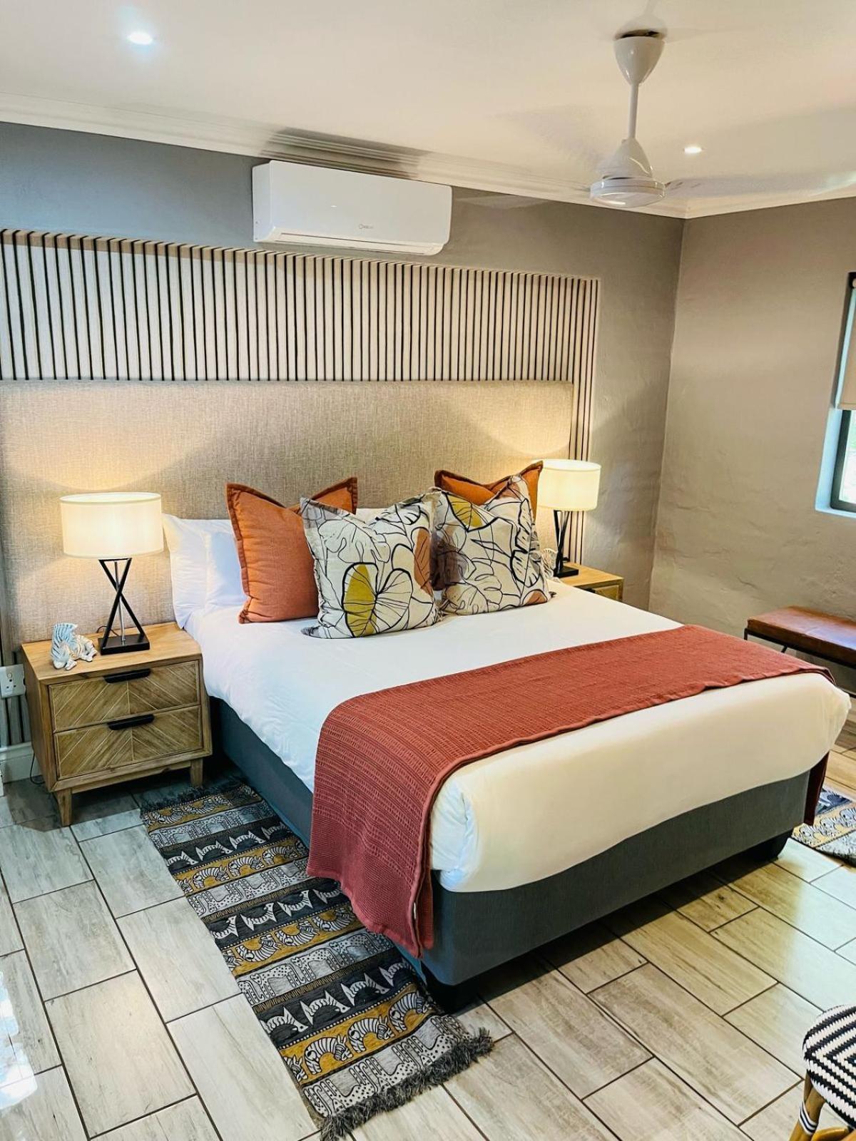 Wildheart Safari - Zesty Zebra Apartment โฮดสปรูท ภายนอก รูปภาพ
