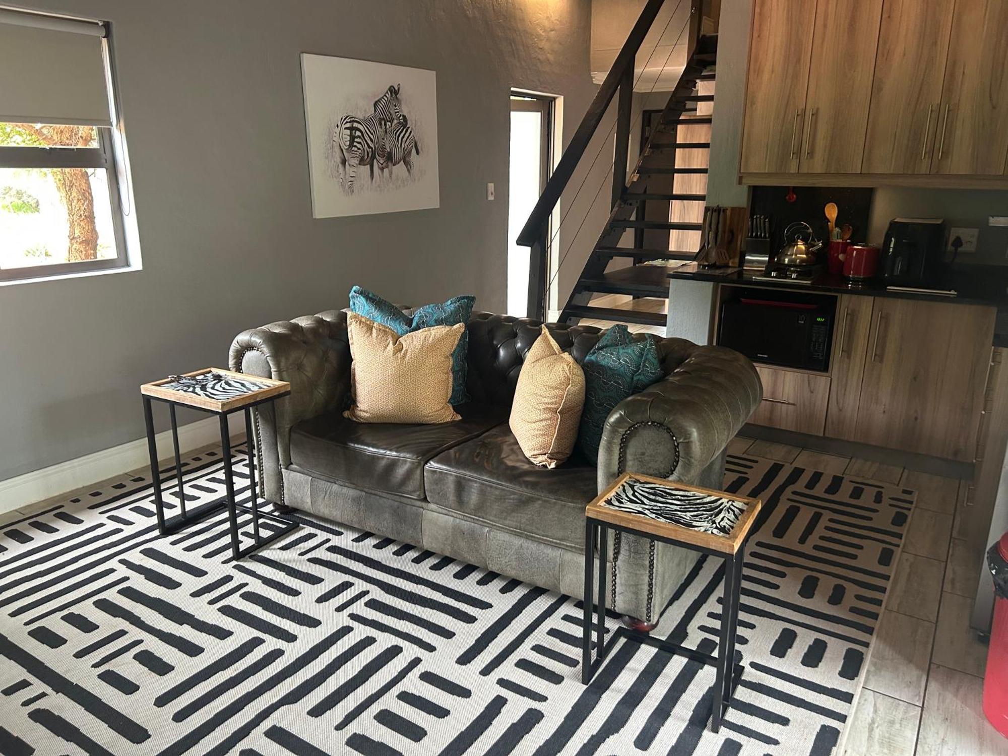 Wildheart Safari - Zesty Zebra Apartment โฮดสปรูท ภายนอก รูปภาพ