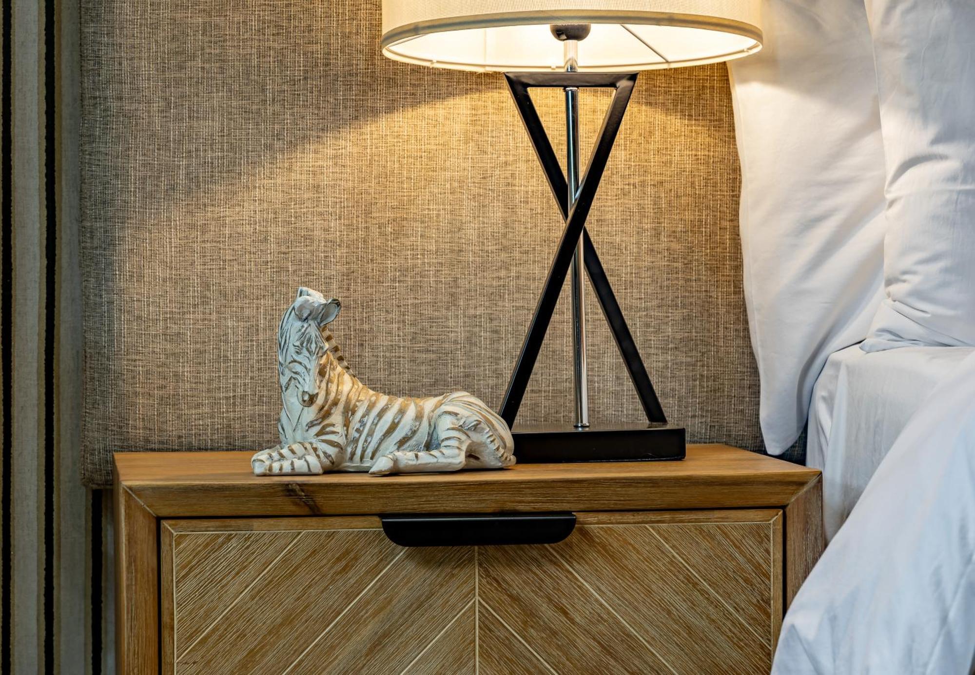 Wildheart Safari - Zesty Zebra Apartment โฮดสปรูท ภายนอก รูปภาพ