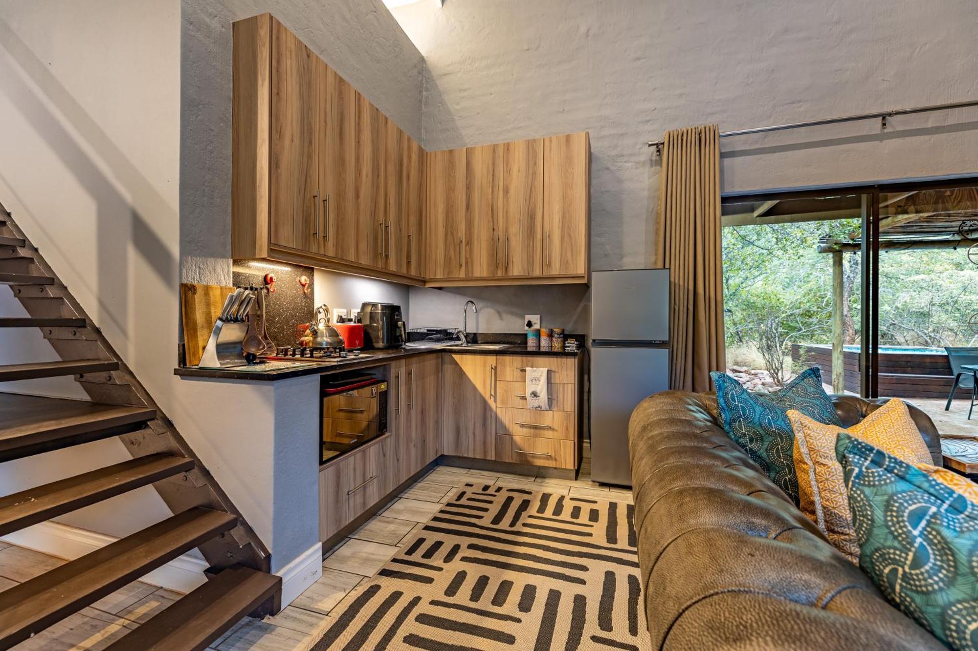 Wildheart Safari - Zesty Zebra Apartment โฮดสปรูท ภายนอก รูปภาพ