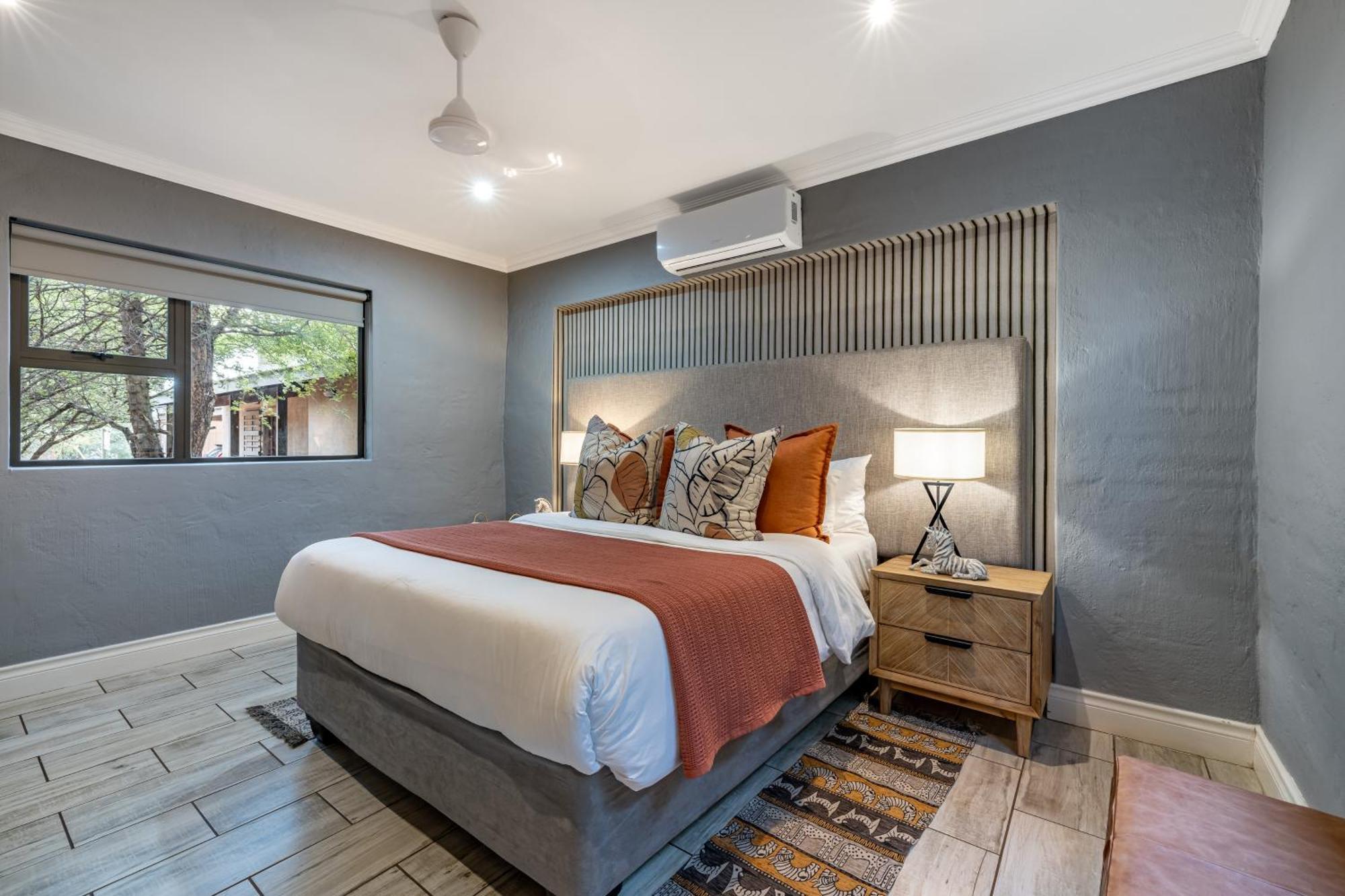 Wildheart Safari - Zesty Zebra Apartment โฮดสปรูท ภายนอก รูปภาพ